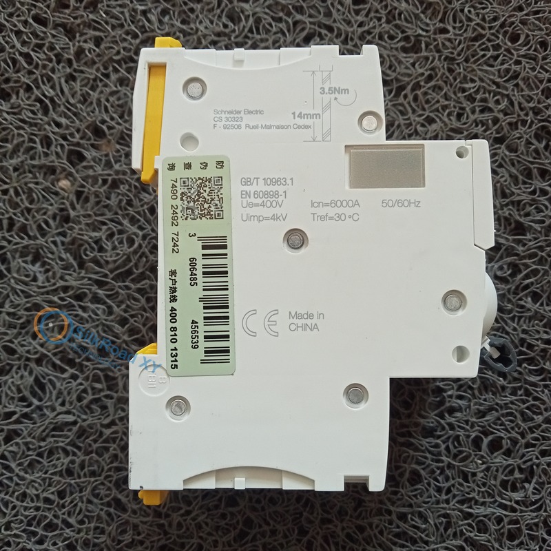 SCHNEIDER 140ARI03010 analog input module Modicon SCHNEIDER 140ARI03010 analog input module Modicon
