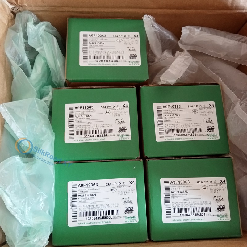 SCHNEIDER 140CRA93200 RIO drop adaptor module Modicon SCHNEIDER 140CRA93200 RIO drop adaptor module Modicon